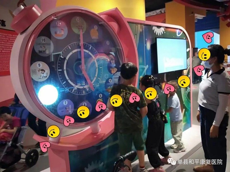 “零距离感受科技魅力”——特殊儿童走进科技馆